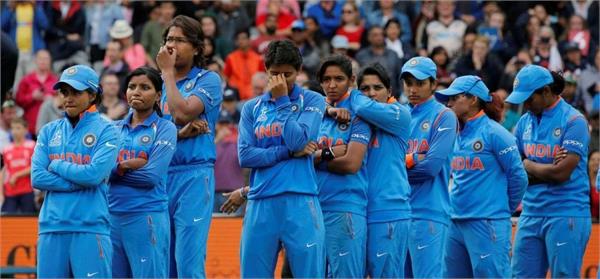 indian women team  australia  trio series