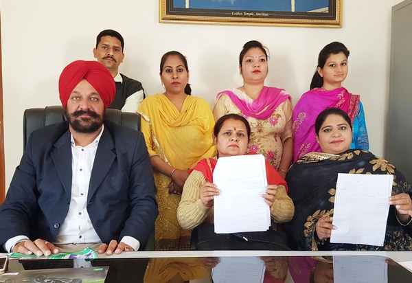 ਬੱਚਿਆਂ ਨੂੰ ਨਕਲ ਤੋਂ ਰੋਕਣ ਕਾਰਨ ਸਕੂਲ ਦਾ ਸੈਂਟਰ ਤਬਦੀਲ