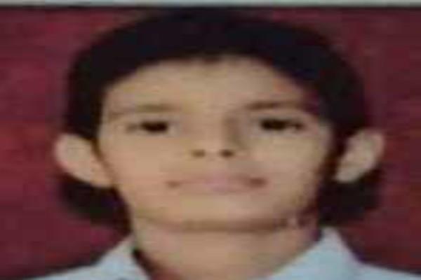 the death of a child by the tractor trolley jam