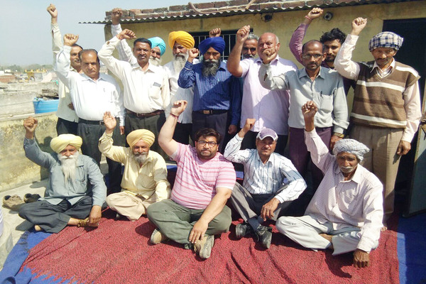 ਜਲ ਸਰੋਤ ਕਾਮੇ ਹੜਤਾਲ ''ਤੇ ਡਟੇ