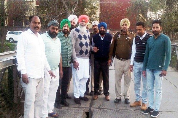 shastri nagar  s iron bridge gets worsened