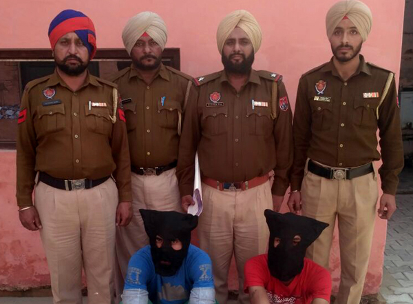 ਲੁੱਟਾਂ-ਖੋਹਾਂ ਦੇ ਮਾਮਲੇ ''ਚ 2 ਗ੍ਰਿਫਤਾਰ