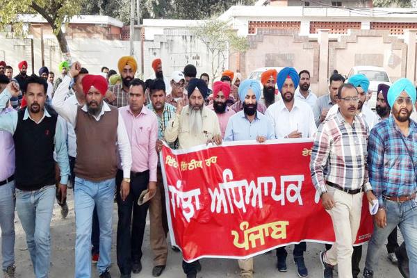 joint morcha protest against anti teacher policies march march