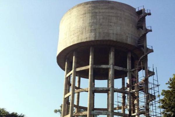 start the repair of a water tank constructed at the municipal council park