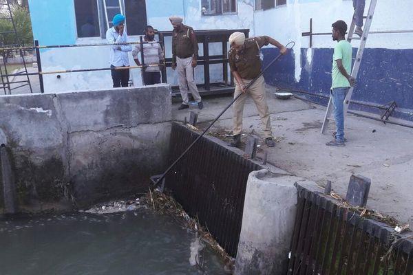 police searched for large number  but could not find dead body yet