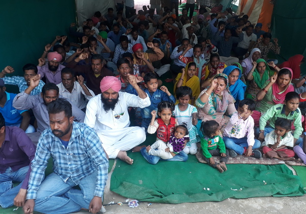 ਮੁਲਾਜ਼ਮਾਂ ਨੇ ਨਾਅਰੇਬਾਜ਼ੀ ਕਰ ਕੇ ਕੱਢਿਆ ਗੁੱਸਾ