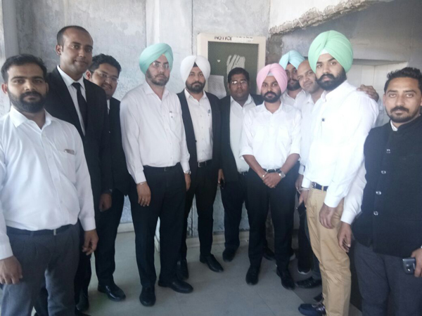 ਬਾਰ ਐਸੋਸੀਏਸ਼ਨ ਵੱਲੋਂ ਹੜਤਾਲ