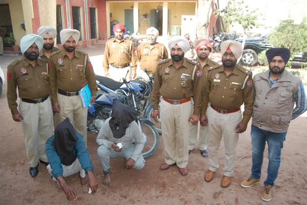 2 arrested including stolen motorcycle and drug pills