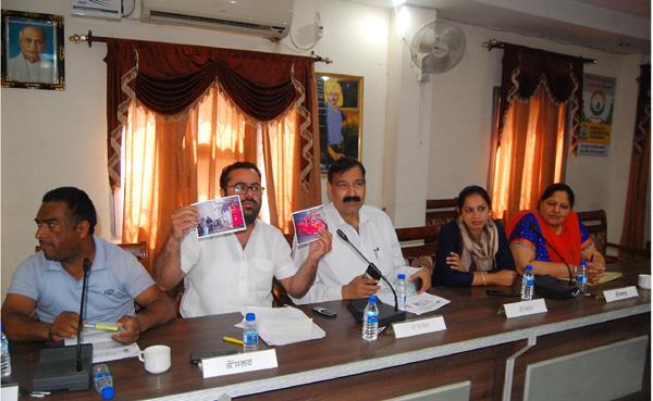 incredible allegations of scams being done by the bjp corporators