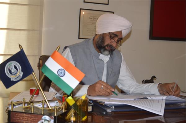 captain second budget will be present today