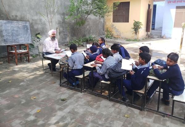 a block to get block elementary office vacated d c gave three days time