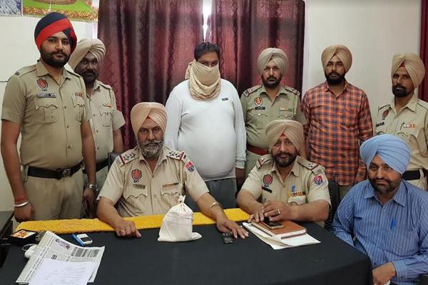 265 ਗ੍ਰਾਮ ਹੈਰੋਇਨ ਸਣੇ ਕਾਬੂ
