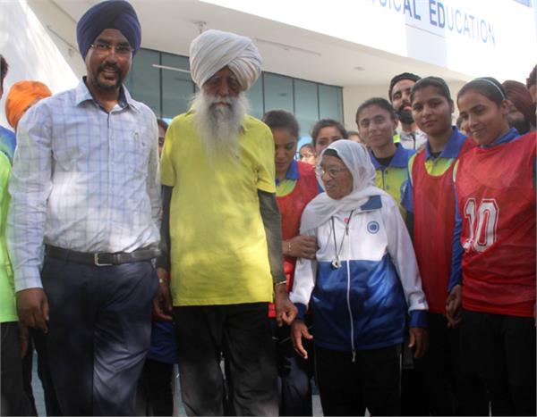 ruun with foja singh
