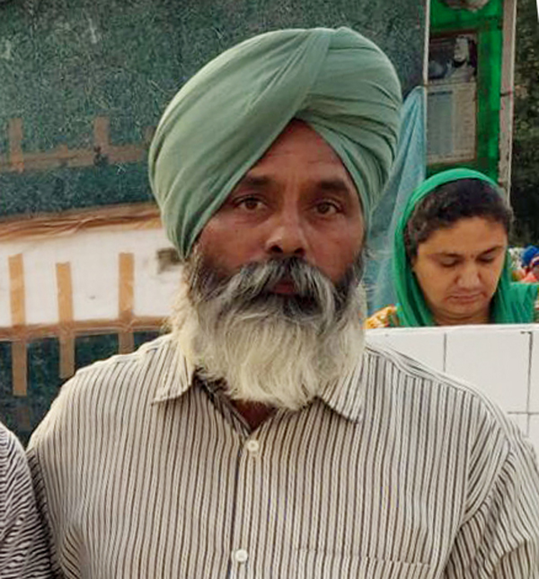 ਸੜਕ ਕੰਢੇ ਗੱਲਬਾਤ ਕਰ ਰਹੇ ਵਿਅਕਤੀਆਂ ਨੂੰ ਟੈਂਪੂ ਨੇ ਕੁਚਲਿਆ