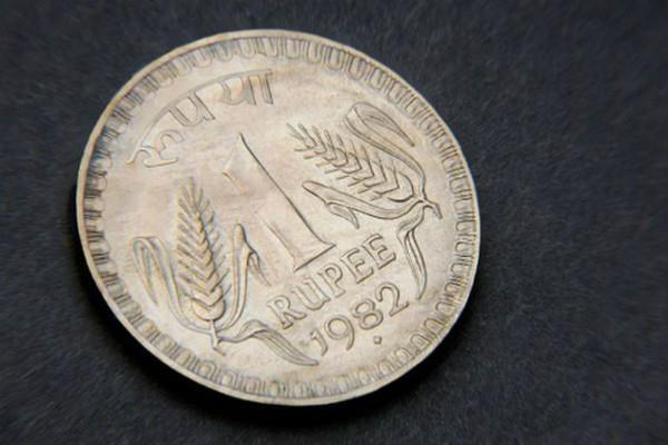 rupee down 4 paise to 65 23