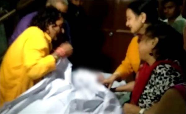 15 year old girl commits suicide   father says    daughter killed by school  