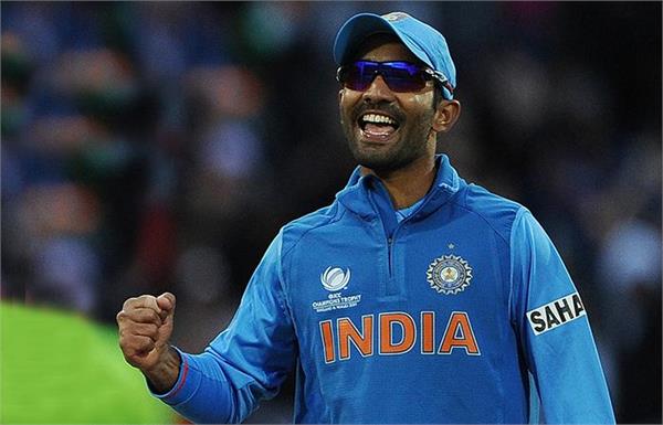after the match  karthik  s wife posted a picture and said    my superhero  