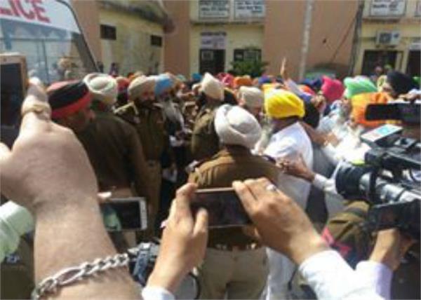 gurdaspur sucha singh court