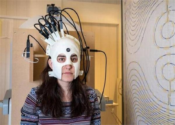 new helmet scanners will examine brain activity