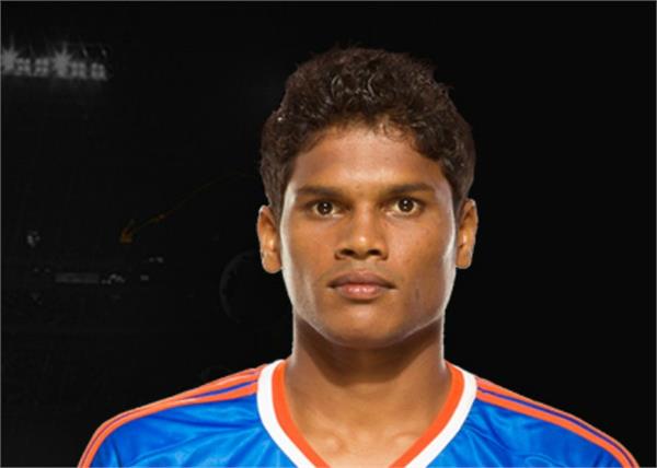 two year contract from romeo fernándis to delhi dynamos