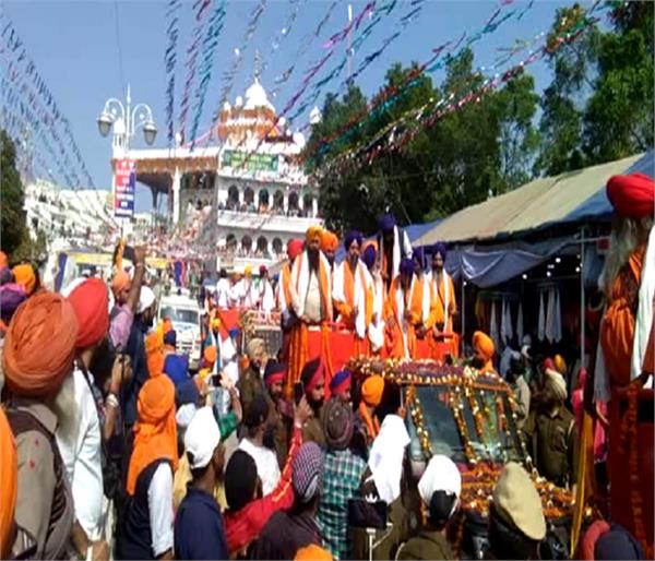 hola mohalla