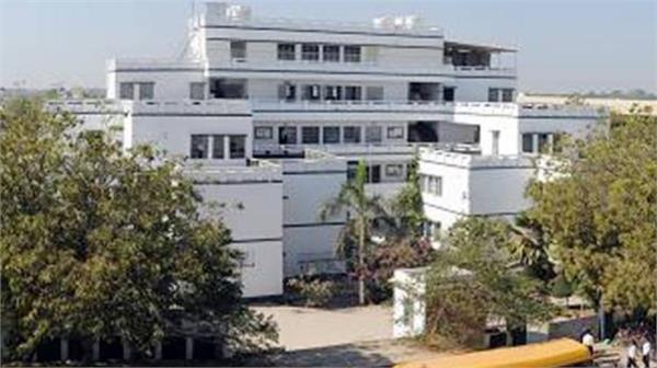 bhavnagar  private schools  160 students  mortgage