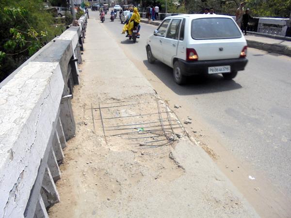 pavement slab repair demand