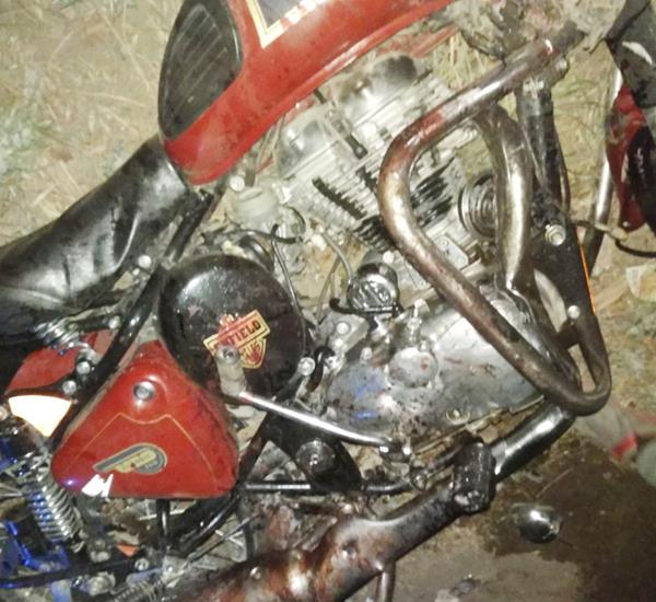 2 deaths in a road accident