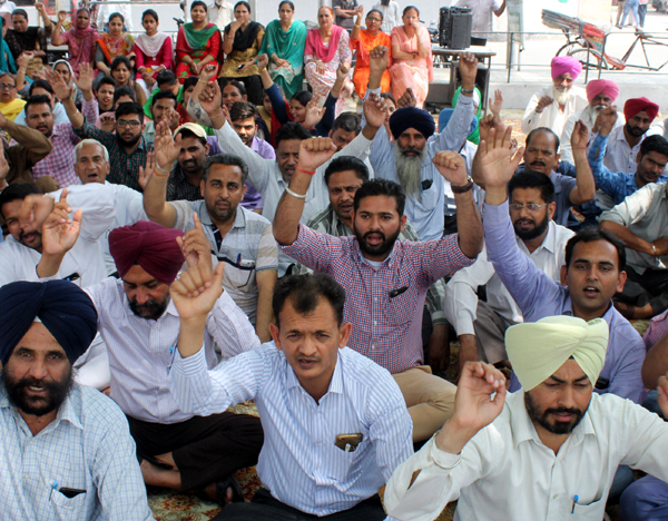 ਤਿੰਨ ਦਿਨਾ ਹੜਤਾਲ ਕਾਰਨ ਨਿਗਮ ਨੂੰ 25 ਲੱਖ ਦਾ ਨੁਕਸਾਨ