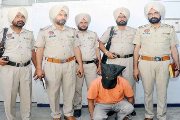 ਕਤਲ ਤੇ ਲੁੱਟਾਂ-ਖੋਹਾਂ ਦੀਆਂ ਵਾਰਦਾਤਾਂ ਨੂੰ ਅੰਜਾਮ ਦੇਣ ਵਾਲਾ ਬੀ. ਏ. ਪਾਸ ਕਮਲਜੀਤ ਕਾਬੂ