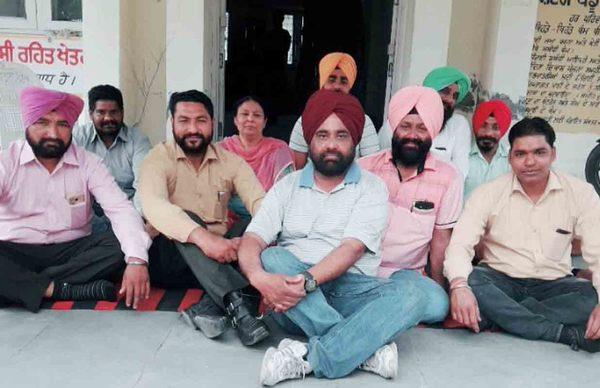 panchayat samiti employees union gave dhanana