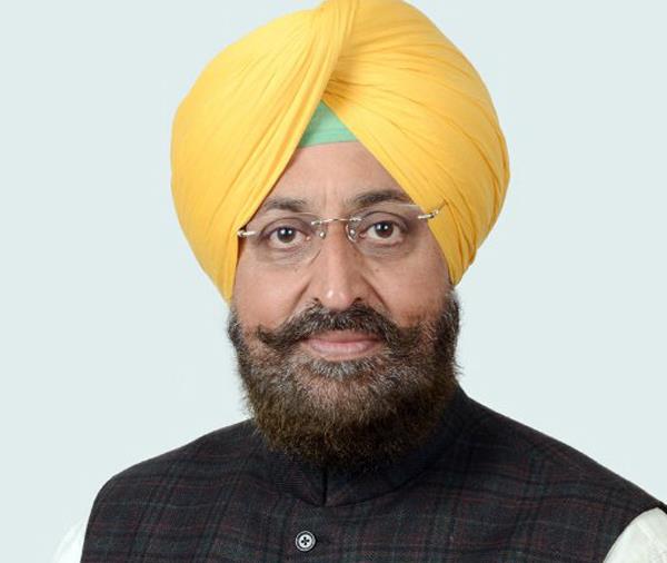 central government gives assistance of 1 1 crore to 39 families
