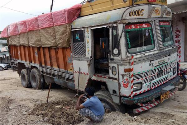 truck sits on road