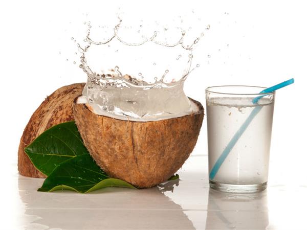 there are several benefits to having coconut water