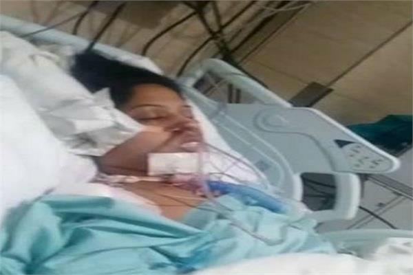 the girl who took the money back person attacked with a knife