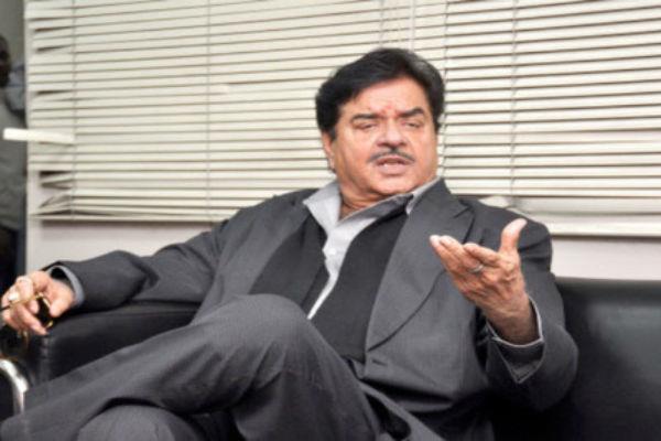 shatrughan sinha mocks bjp nationwide fas