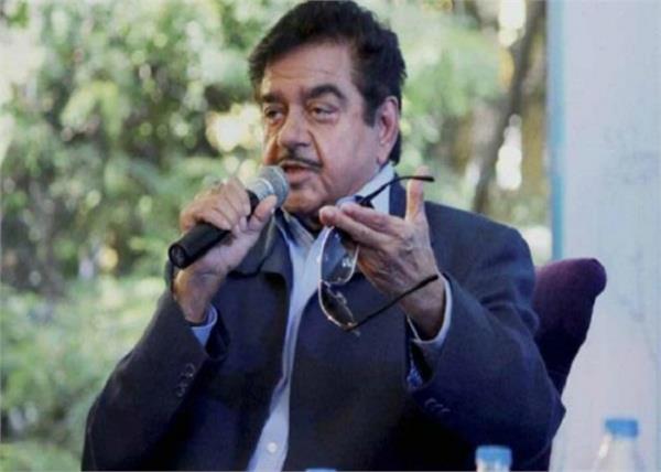 shatrughan questioned the   base   from cbdt