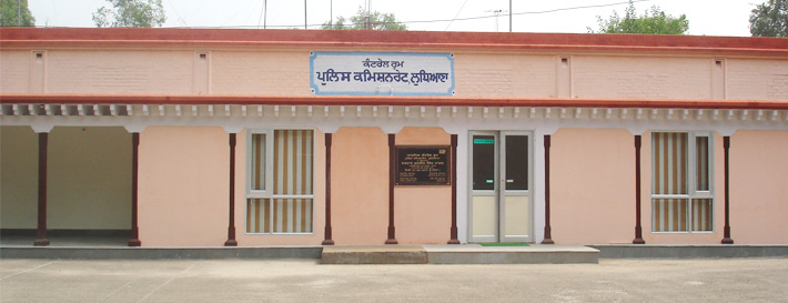 ਪੁਲਸ ਕਮਿਸ਼ਨਰ ਨੇ ਕੀਤੇ ਥਾਣਾ ਇੰਚਾਰਜ ਇਧਰ ਤੋਂ ਉਧਰ
