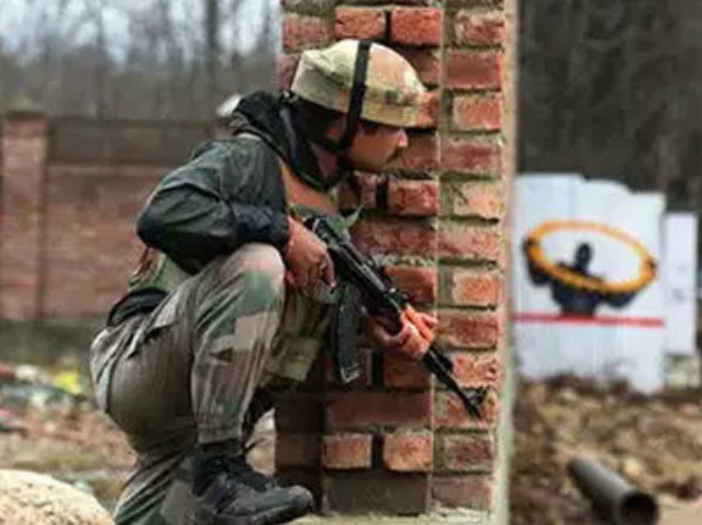 ਸੁਕਮਾ: ਨਕਸਲੀਆਂ ਨਾਲ ਮੁਕਾਬਲੇ ''ਚ CRPF ਜਵਾਨ ਸ਼ਹੀਦ