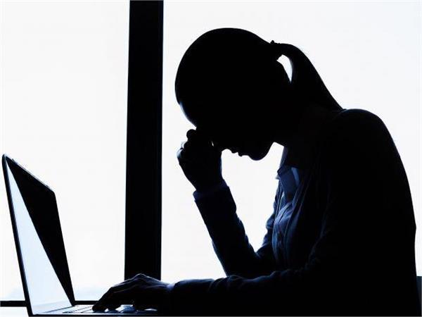 revenge porn case  woman  42 crores  harijana