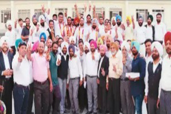 ਮੋਹਾਲੀ ਜ਼ਿਲਾ ਬਾਰ ਐਸੋਸੀਏਸ਼ਨ ਦੀ ਕਮਾਨ ''ਦੀਵਾਨਾ'' ਦੇ ਹੱਥ