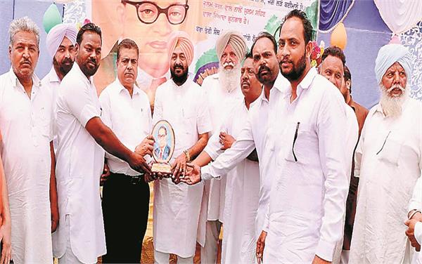 congress  leader kuldeep singh
