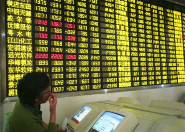 investors pulled out rs 15 500 crore from indian capital markets