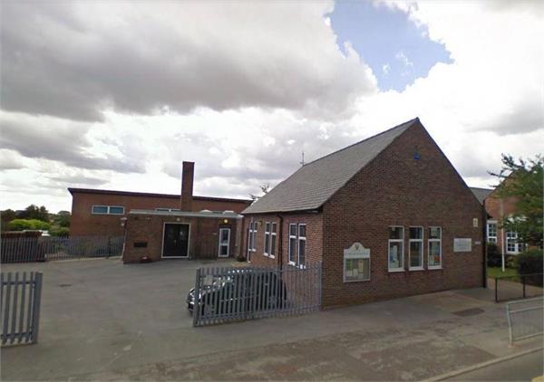 uk schools bomb threat several primary schools in east yorkshire shut