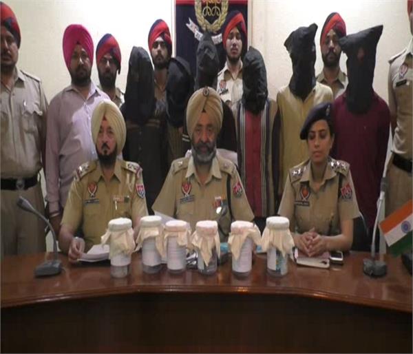 6 members of robbery gang arrested