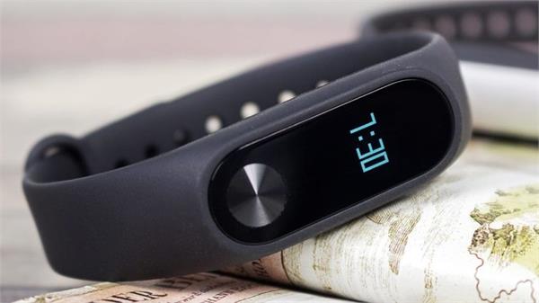 xiaomi  500rs cuts prices of mi band hrx edition
