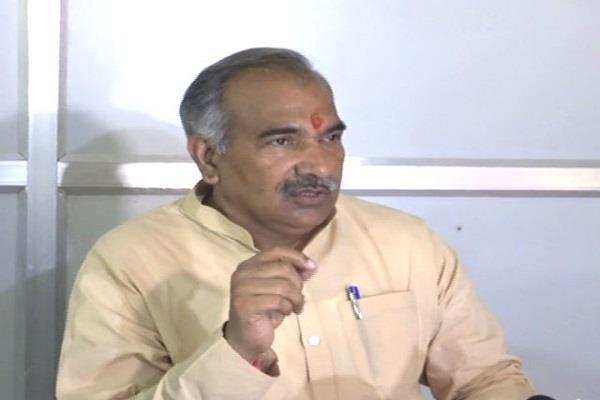 ncert books  education minister arvind pandey stetment