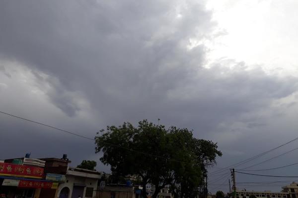 moods changed farmers due to weather conditions