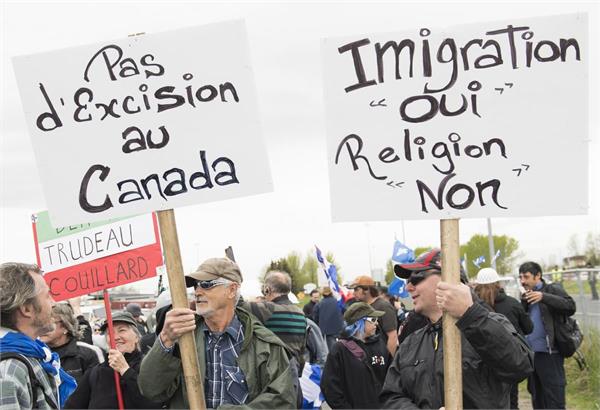 quebec  performances by refugees on the canada us border