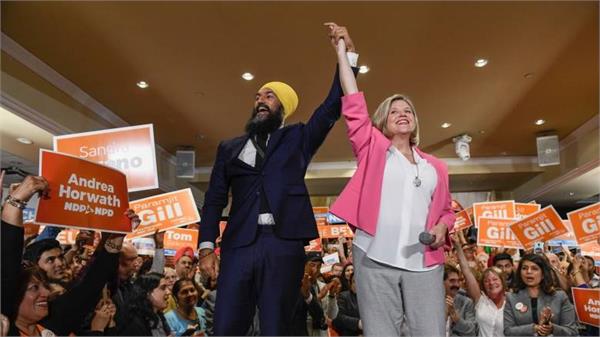 jagmeet singh took part in rally in andrea horwath